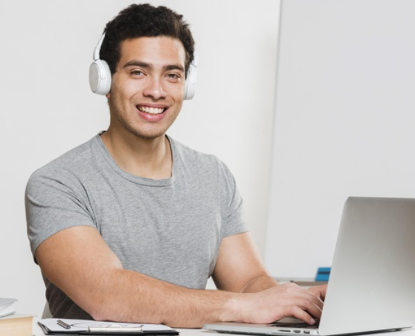 220 hours International Diploma in TEFL